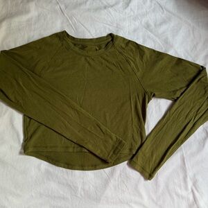 Alphalete Long Sleeve Olive/Army Green Cropped Workout Top